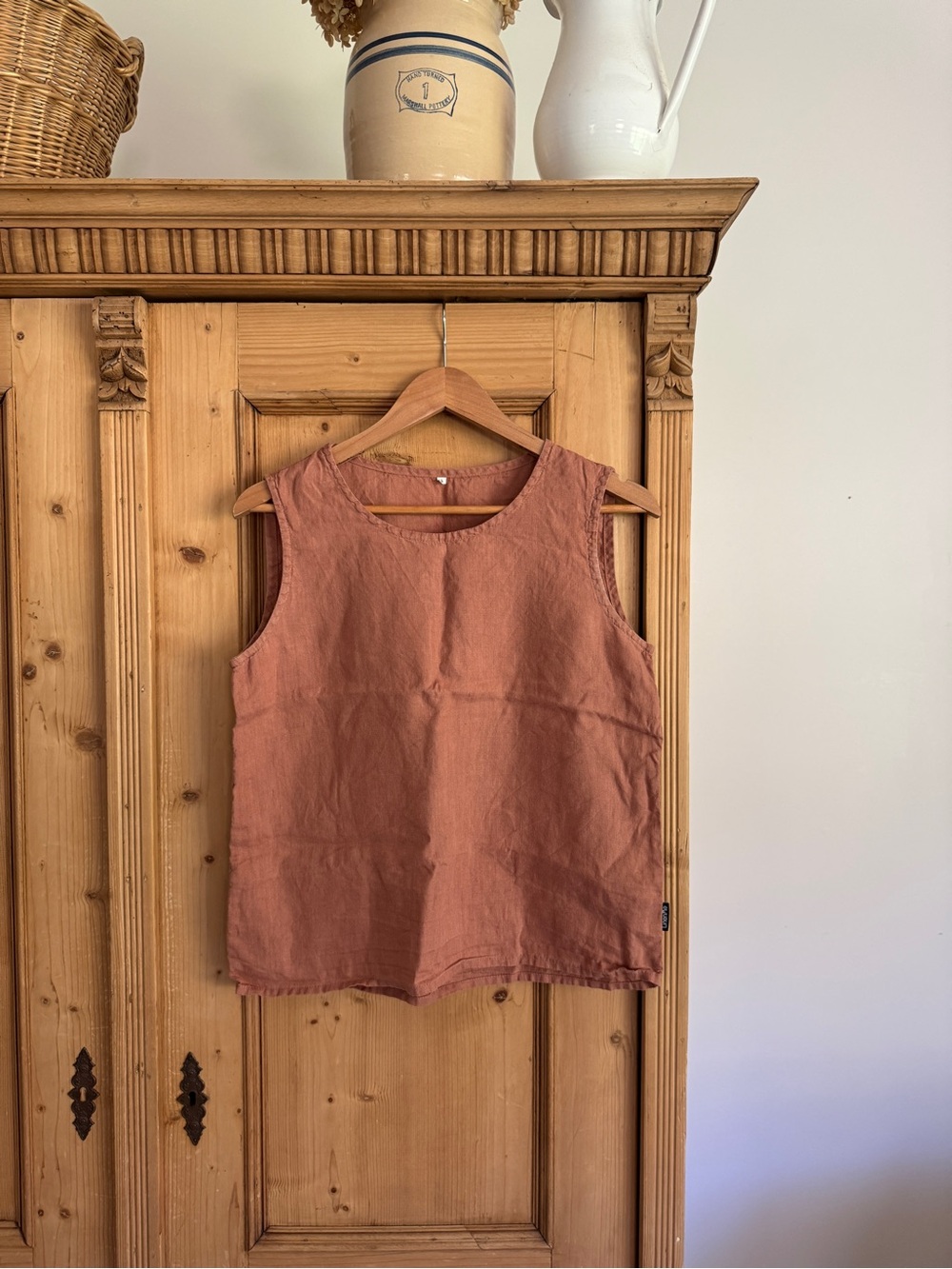 Sleeveless 100% Linen Tank Top in Dusty Rose
